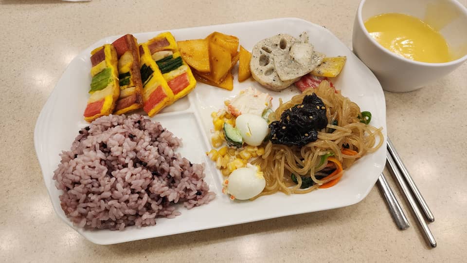 إفطار فندق Toyoko Inn 1