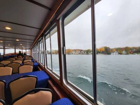 Mittagessen auf einem Kreuzfahrtschiff