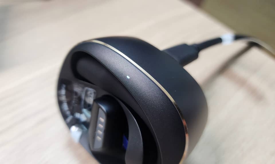 Carga de los auriculares FIIL GS