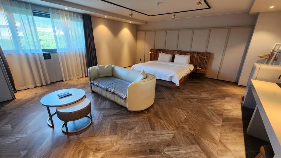 H Avenue Gyeongju Premium Doble con Spa 1