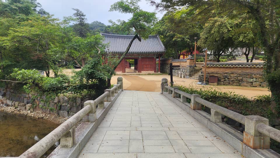 Temple Magoksa Pont 2